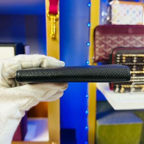 LOUIS VUITTON Black Leather Tri-fold Key Holder Case Wallet - Picture 5 of 11